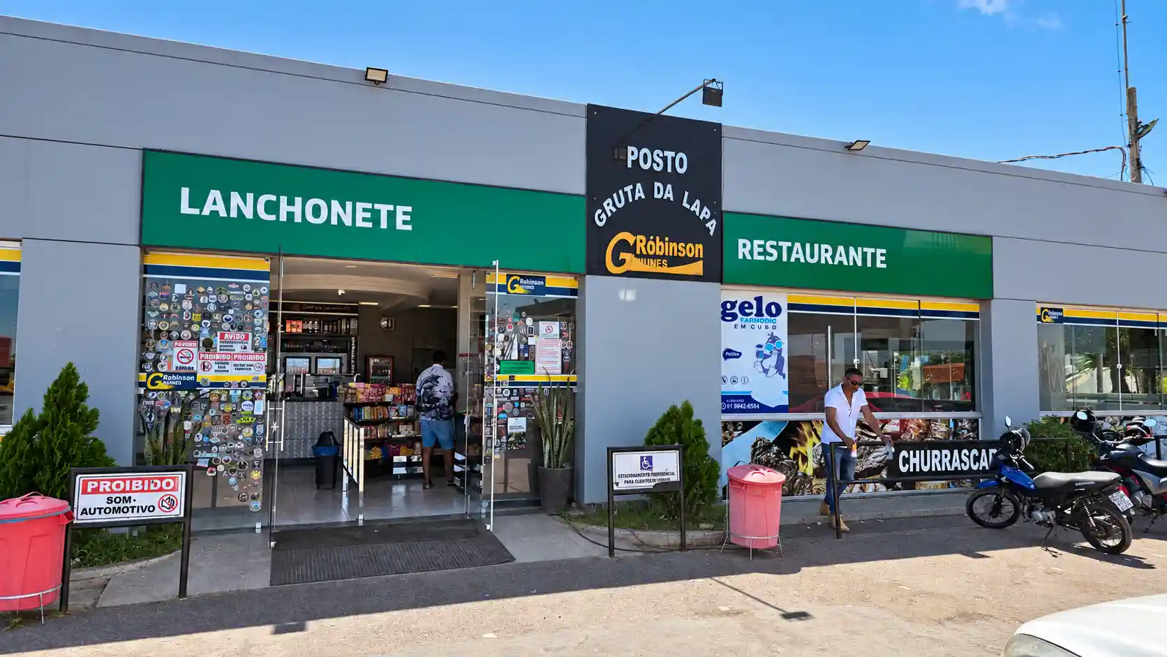 Fachada da Gruta da Lapa na BR-430